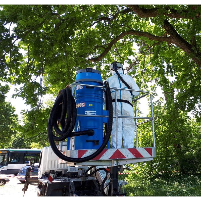 aspirateur en action