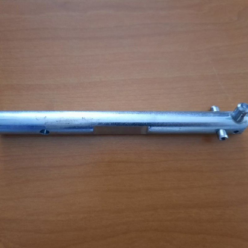 Axe de roue distributrice