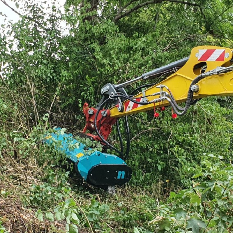 broyeur forestier sur pelle