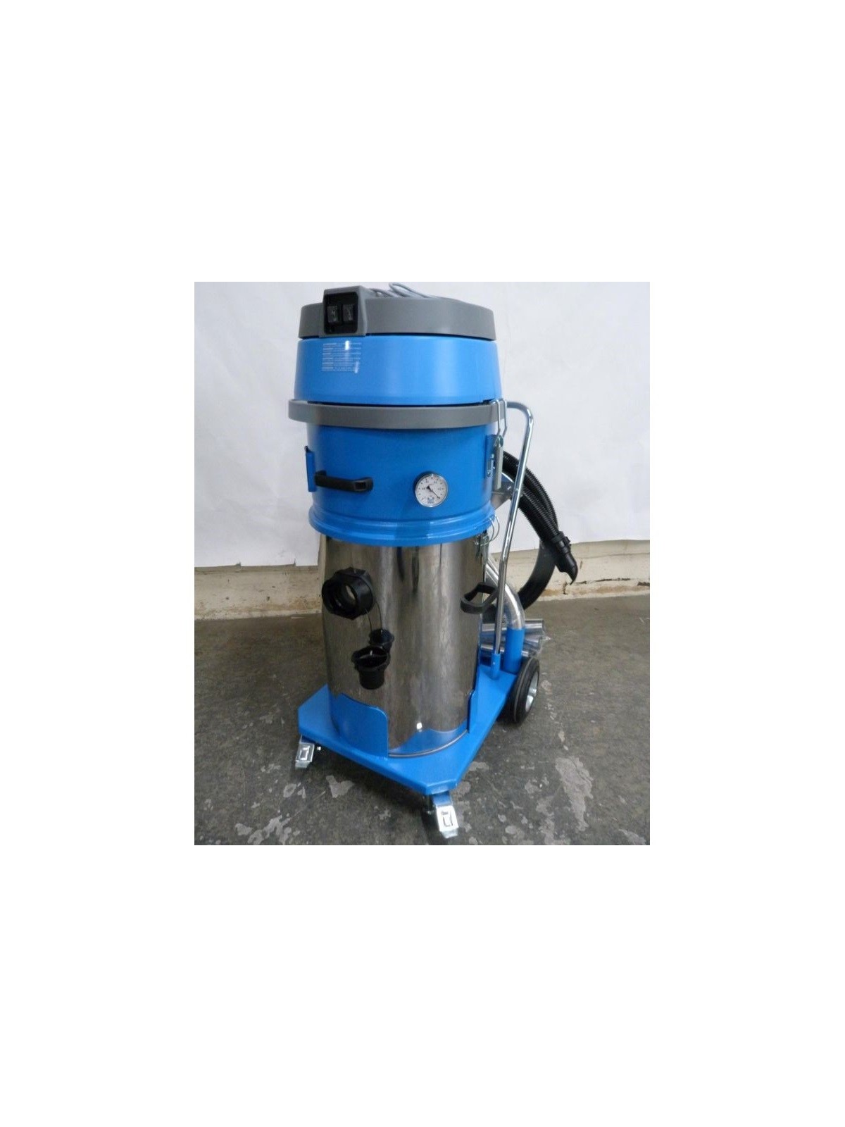 aspirateur compact